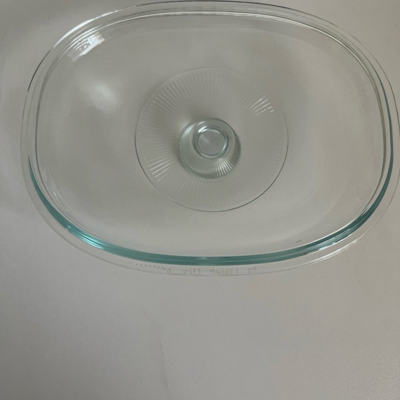 CorningWare French White Glass Baking Dish with Lid 1.5 qt - Picture 7 of 8